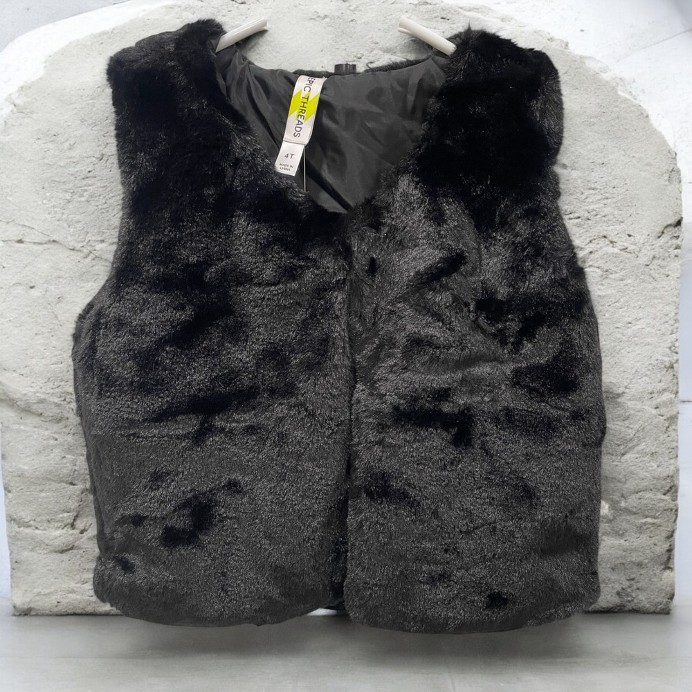 Epic Threads Black Faux Fur Vest Toddler Girl 4T Soft Cozy Winter Layering NWT